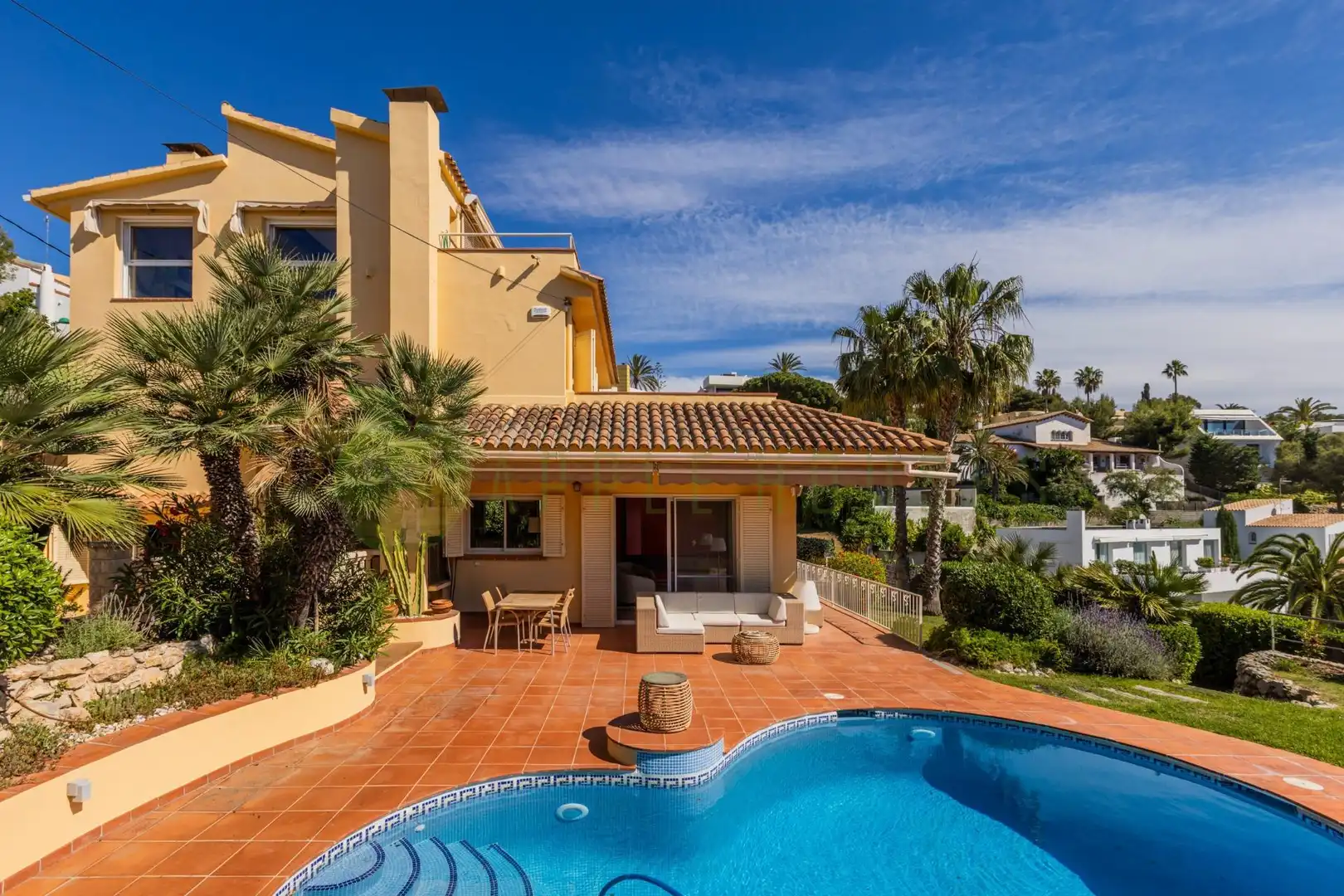 Casa amb piscina en venda a SANT ALBERT
