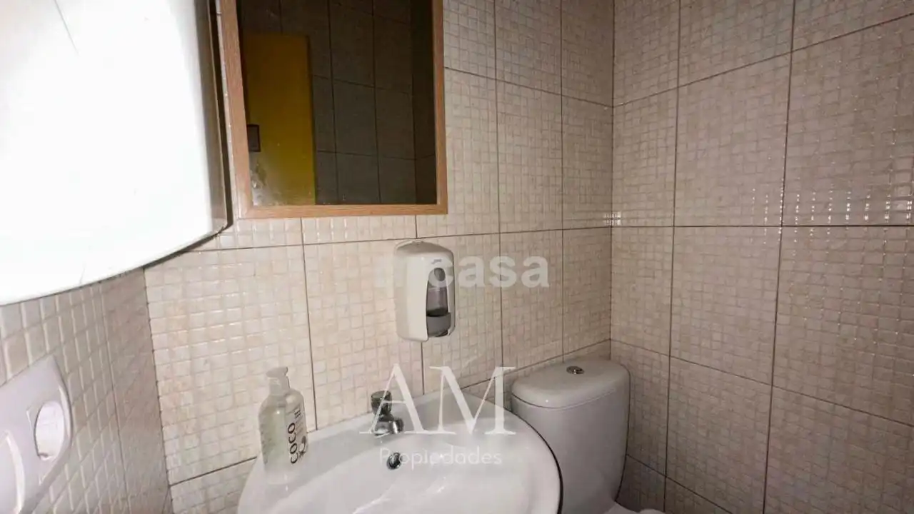 Badezimmer von Geschaftsraum zur Miete in Vigo 