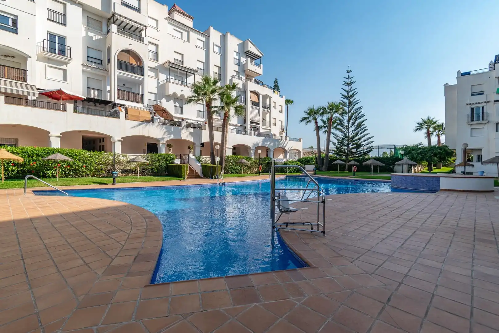 Swimming pool of Flat for sale in Salobreña  with Private garden, Terrace and Furnished
