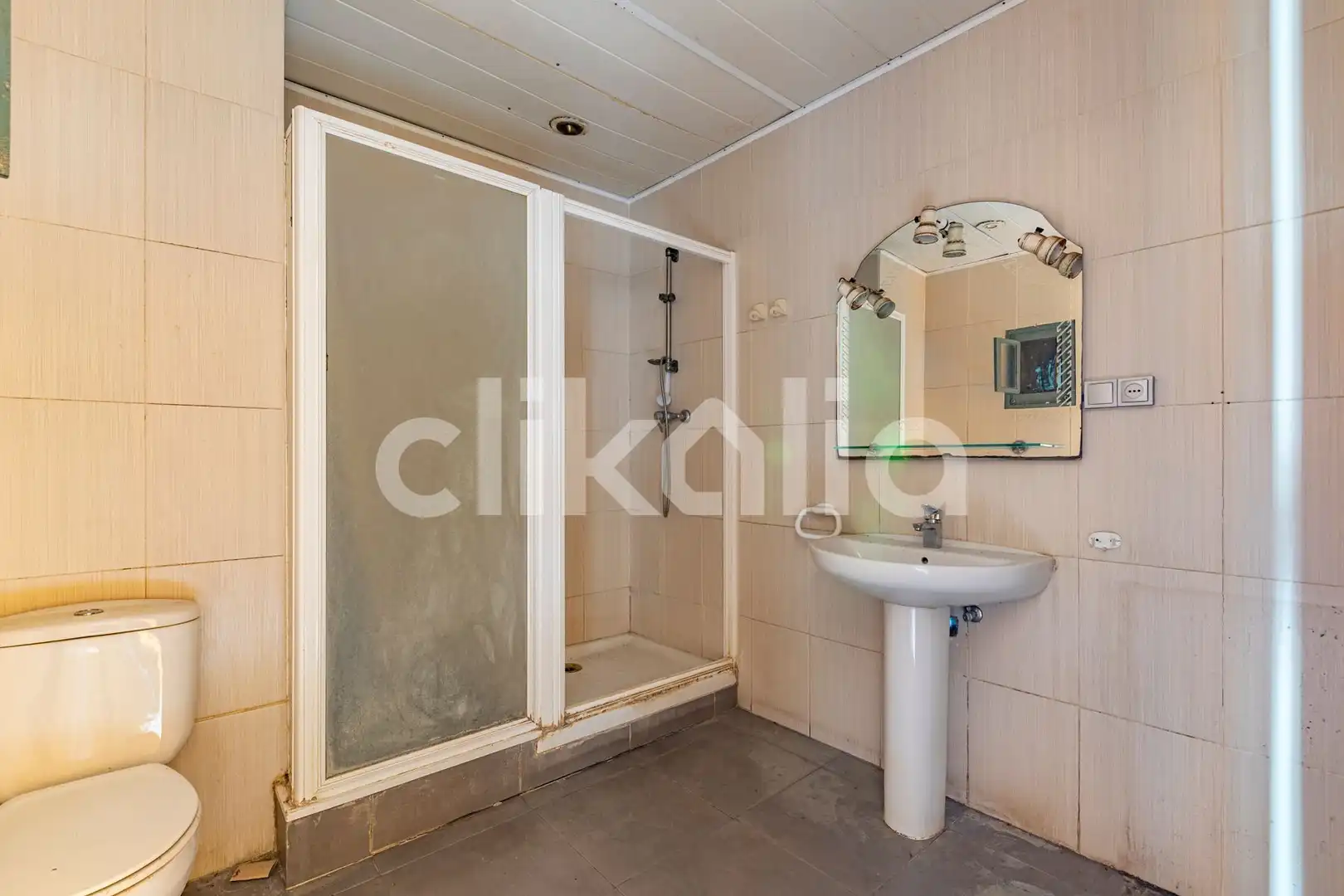 Baño de Piso en venta en Valls con Calefacción y Terraza