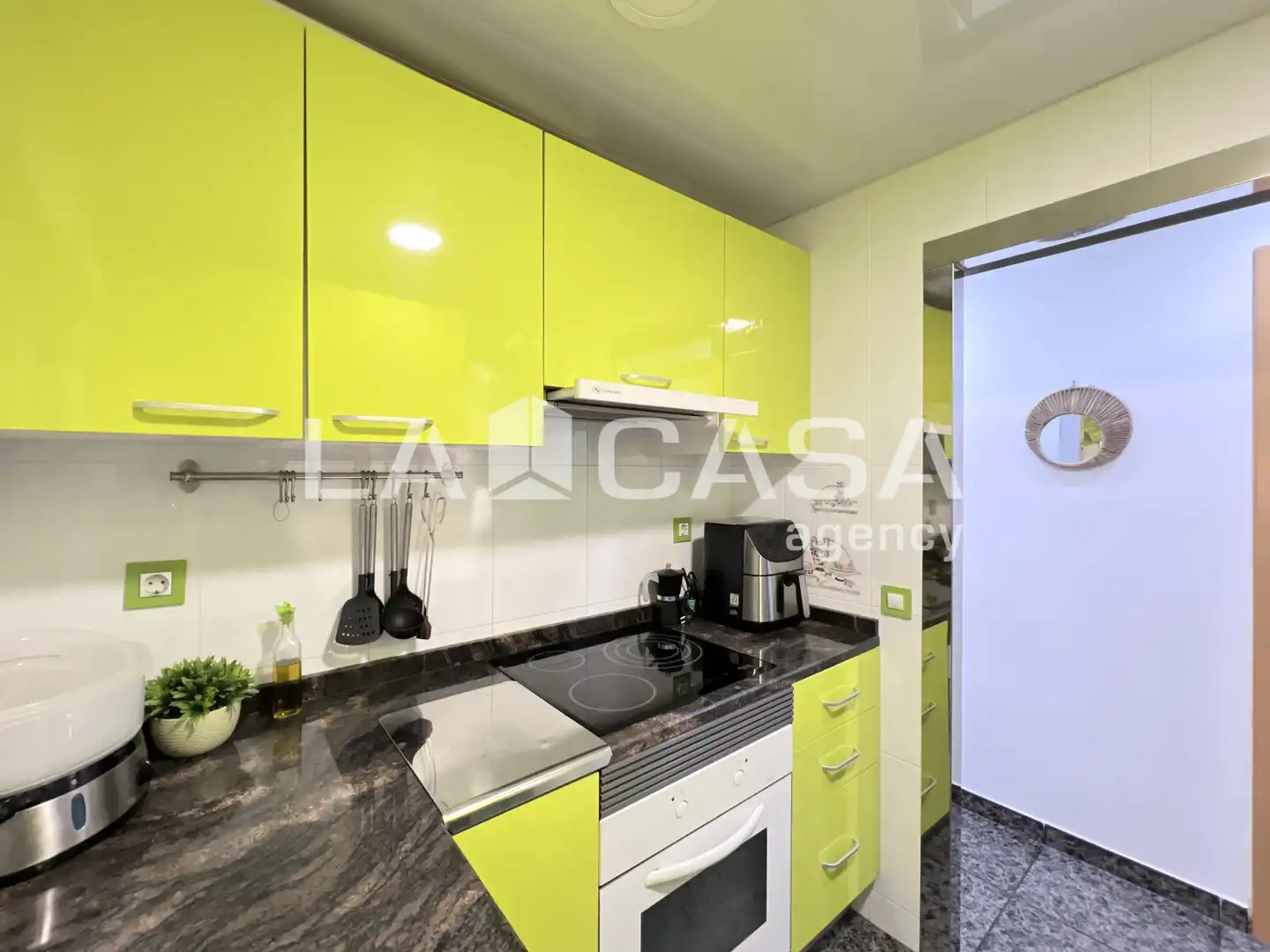 Cocina de Piso en venta en Badalona con Calefacción