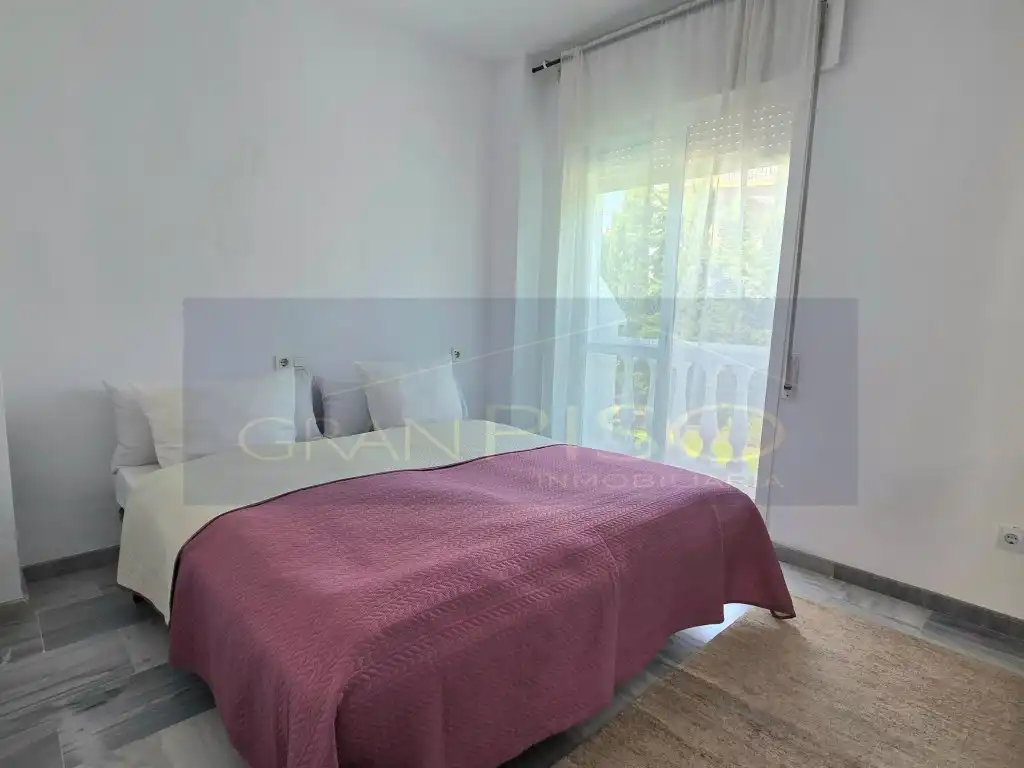 Dormitori de Casa adosada en venda en Manilva amb Terrassa, Balcó i Piscina comunitària