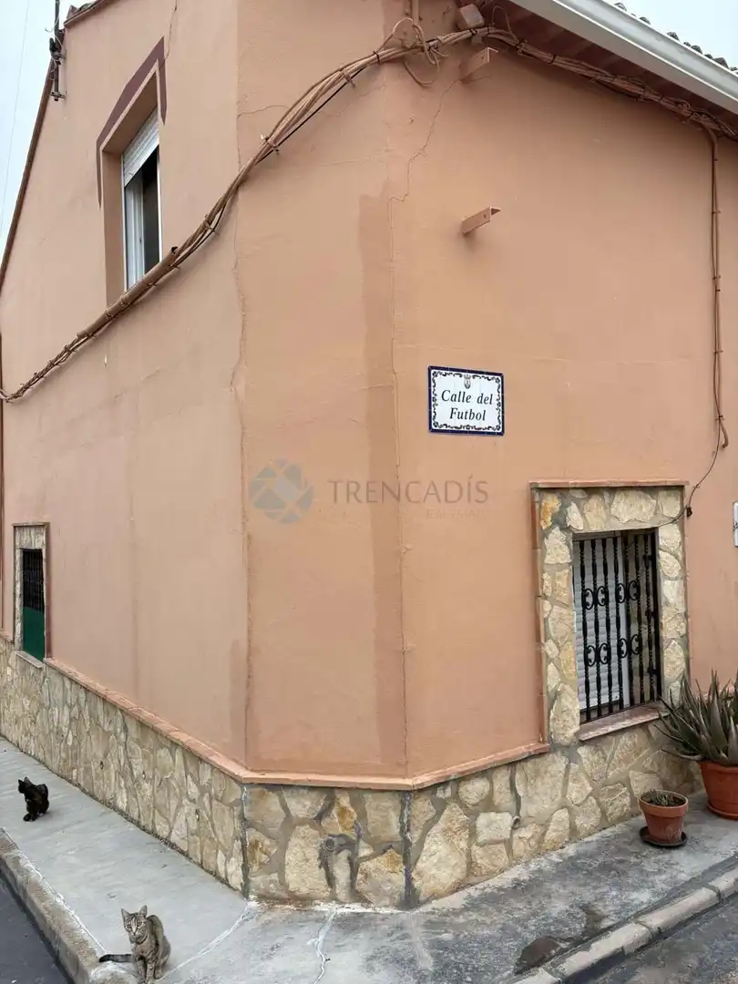 Vista exterior de Casa adosada en venta en Venta del Moro