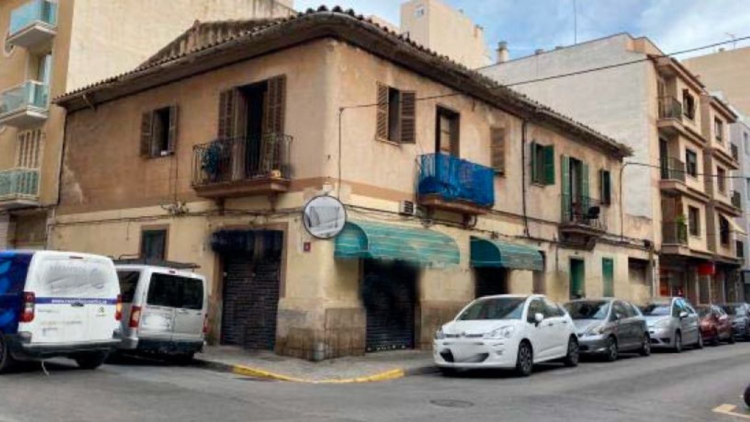 Vista exterior de Casa adosada en venda en  Palma de Mallorca