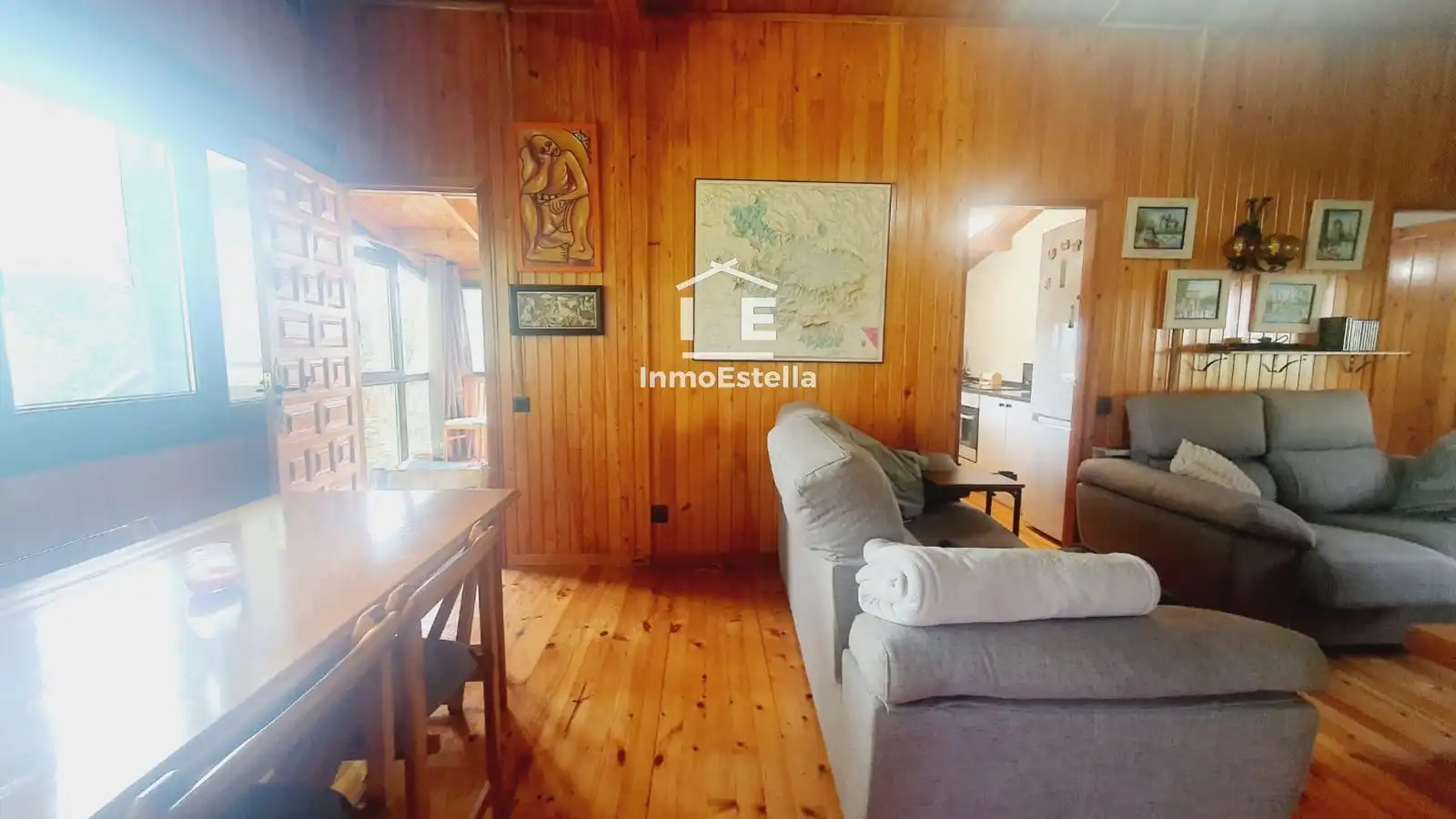 Sala d'estar de Casa o xalet en venda en Améscoa Baja amb Calefacció, Jardí privat i Terrassa