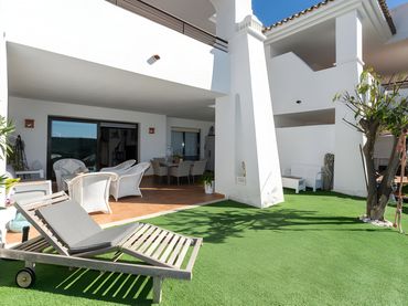 Piano terra con piscina in vendita a Casares pueblo