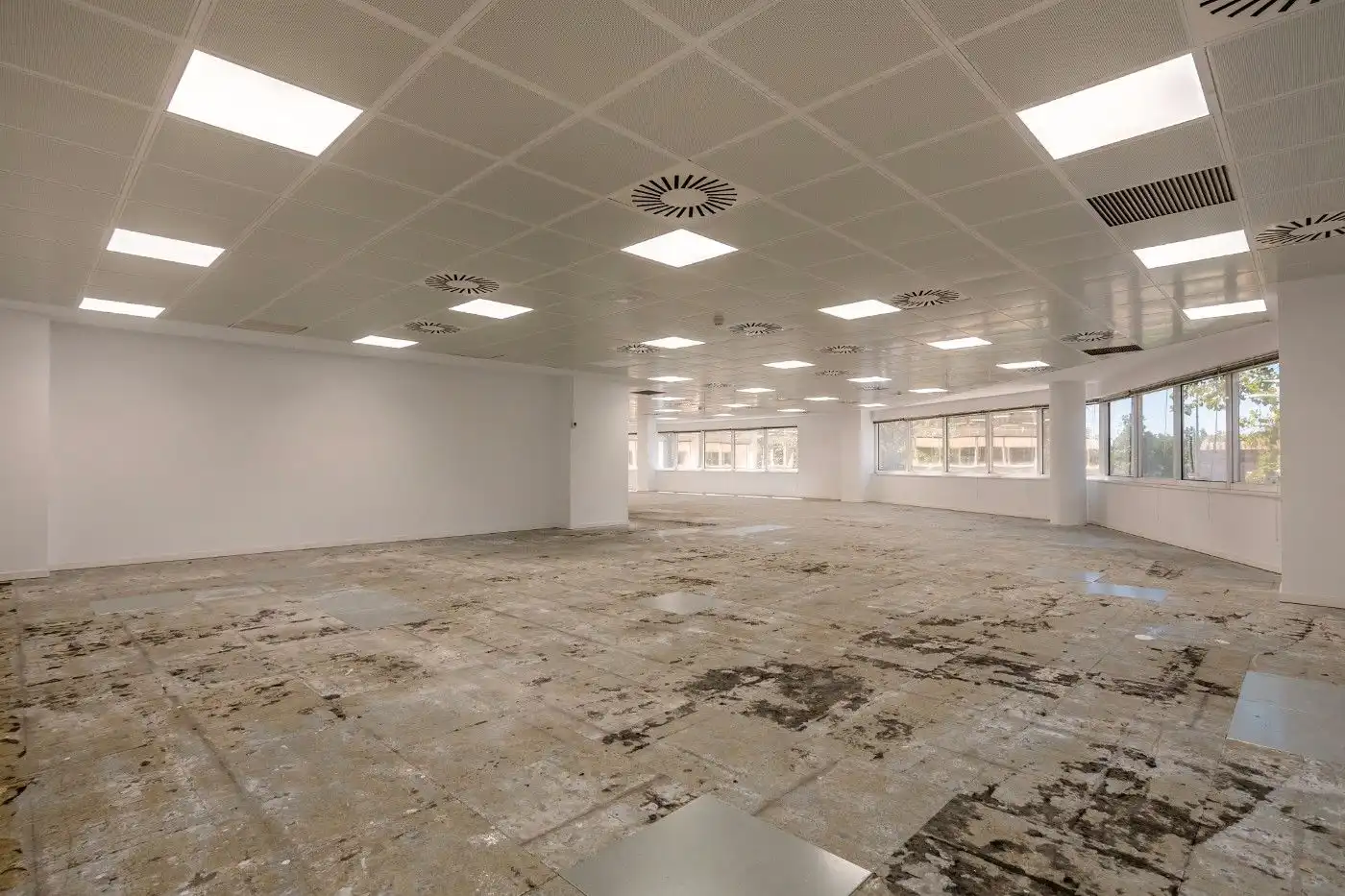 Bureau à louer à Almeda - El Corte Inglés, imagen 10