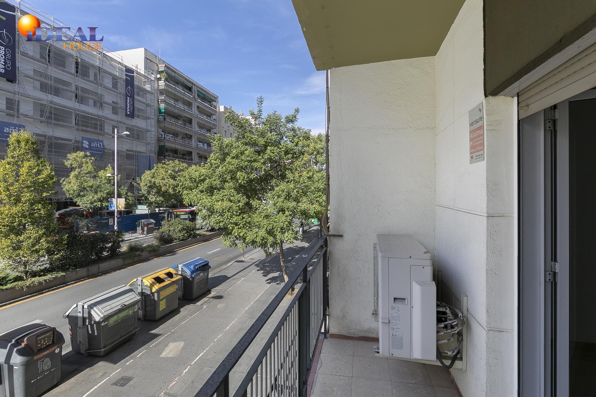 Terrassa de Pis en venda en  Granada Capital amb Aire condicionat, Parquet i Balcó