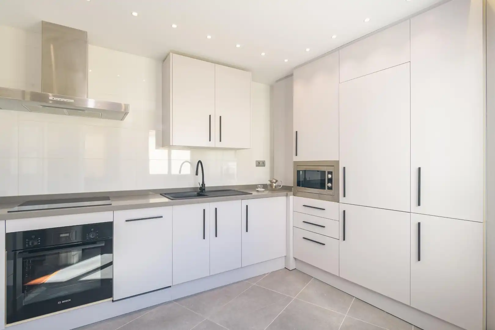 Cocina de Apartamento en venta en Málaga con Aire acondicionado, Calefacción y Terraza