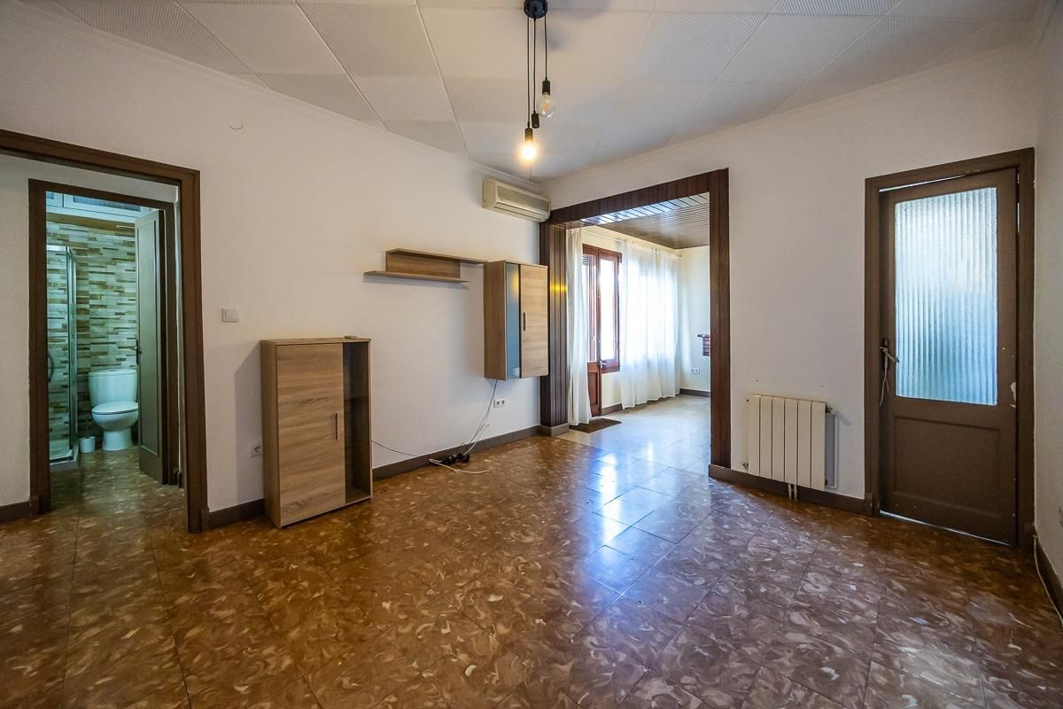 Sala d'estar de Casa o xalet en venda en Sabadell amb Calefacció, Terrassa i Traster