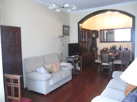 Casa adosada en venta en Praza de Bugallal, Ponteareas
