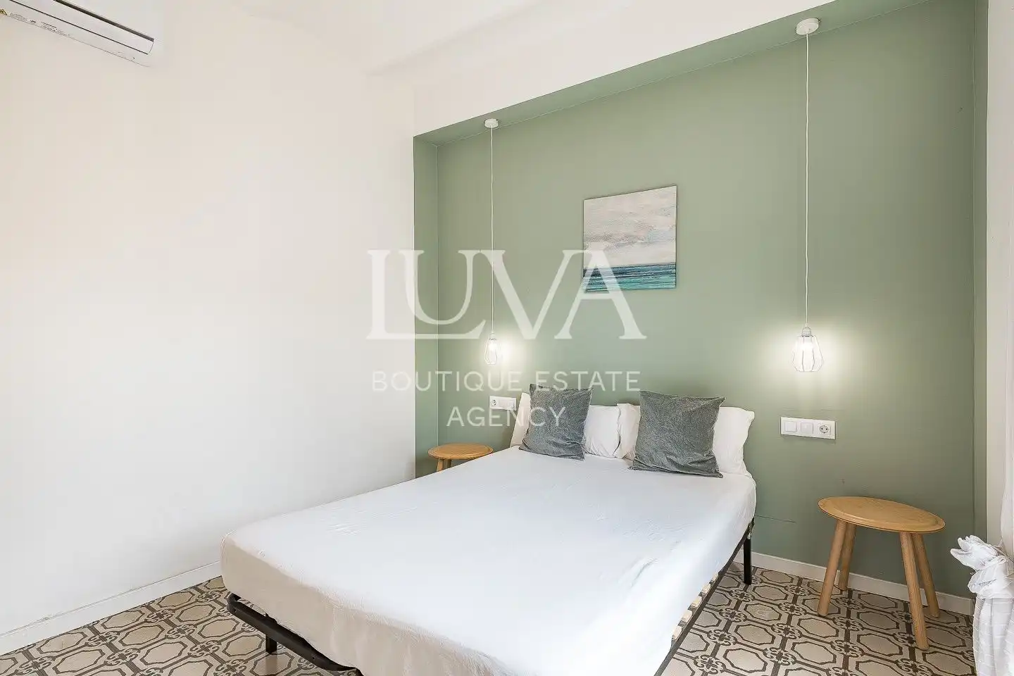 Dormitori de Apartament en venda en Barcelona amb Aire condicionat i Calefacció