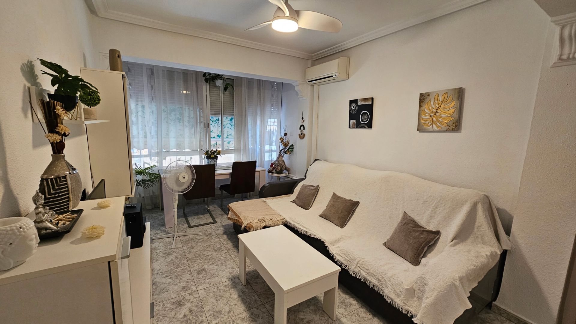 Living room of Flat for sale in Alicante / Alacant  with Air Conditioner, Heating and Balcony