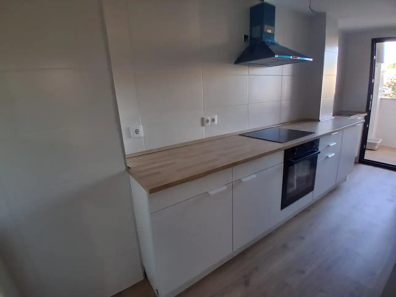 Küche von Wohnung zum Verkauf in Murcia mit Klimaanlage und Balkon