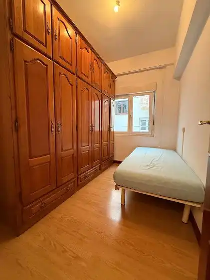 Bedroom of Flat for rent in Gijón   with Heating and Balcony