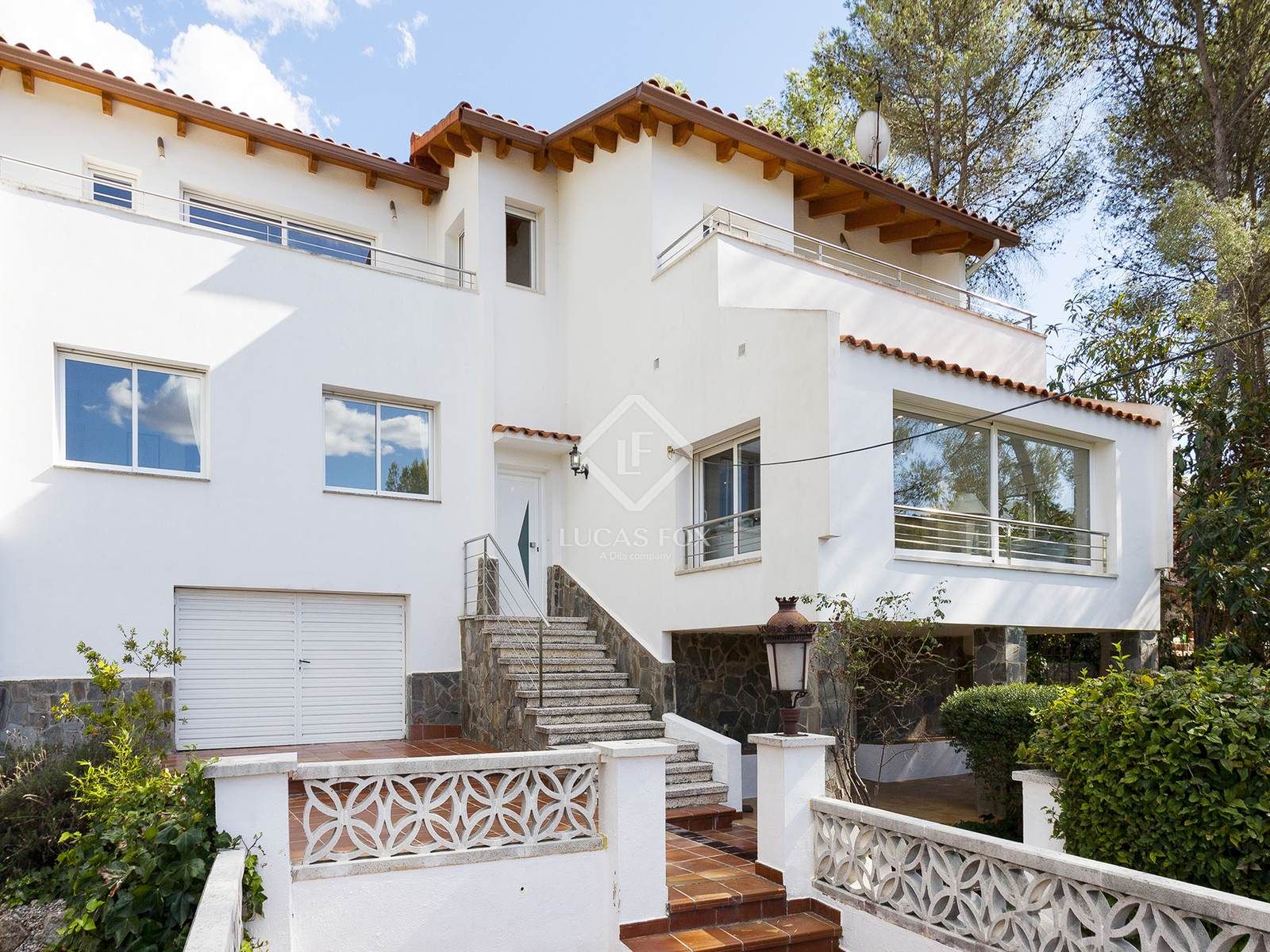 Vista exterior de Casa o xalet en venda en Olivella amb Aire condicionat, Calefacció i Jardí privat