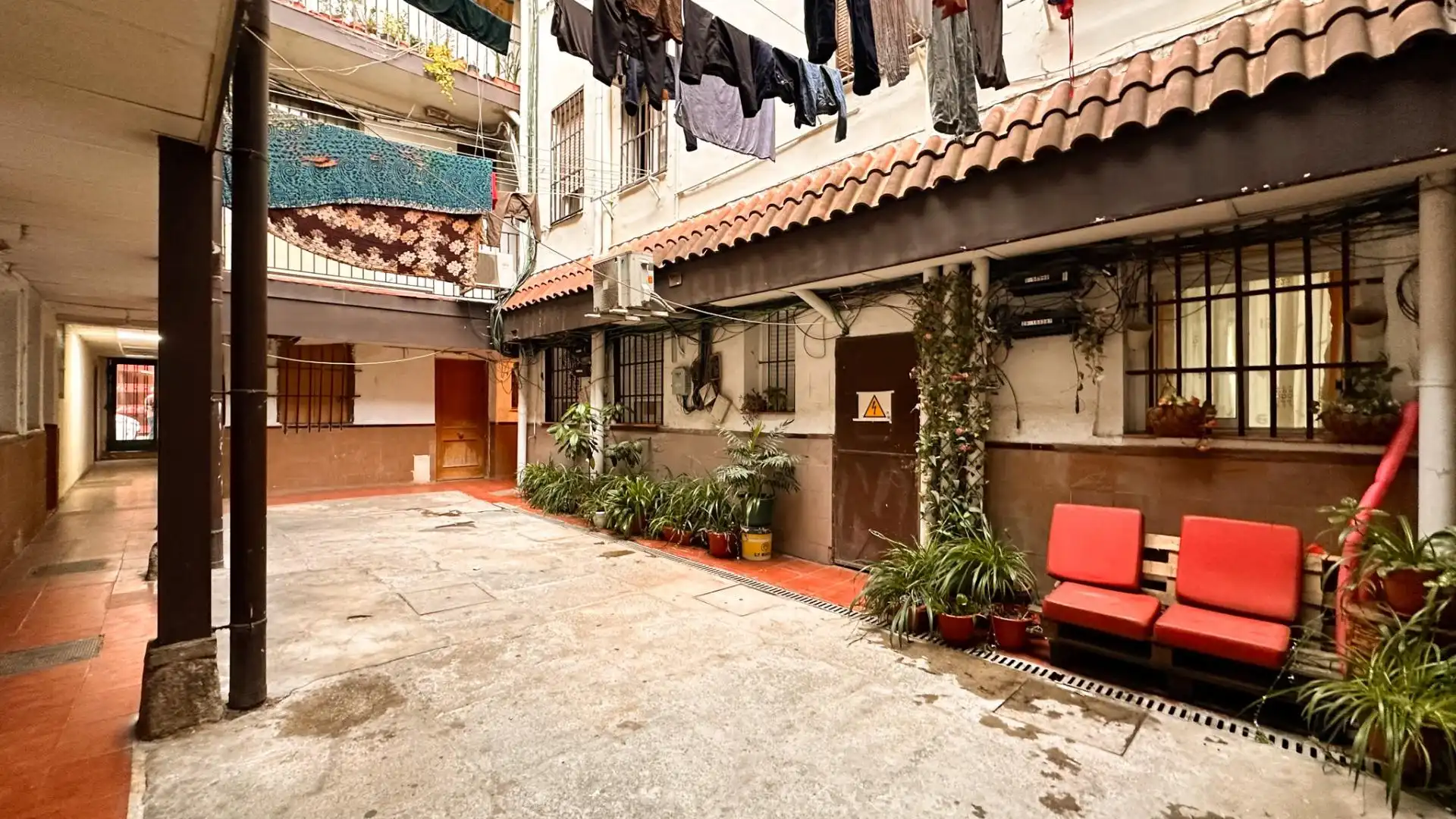 Vista exterior de Pis en venda en Madrid