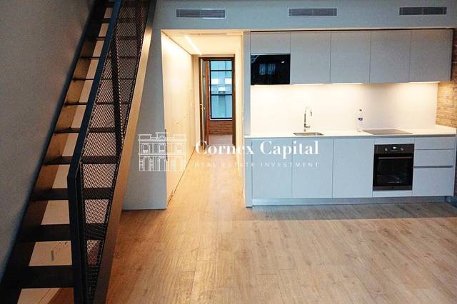 Dúplex en Alquiler en Avenida Icaria en El Poblenou