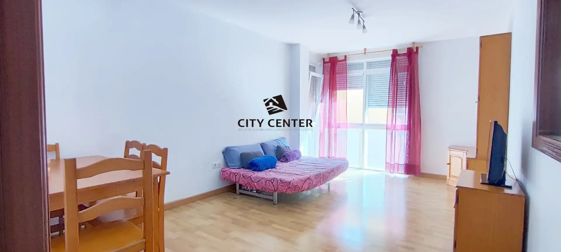 Sala d'estar de Apartament en venda en Arona amb Parquet, Moblat i Balcó