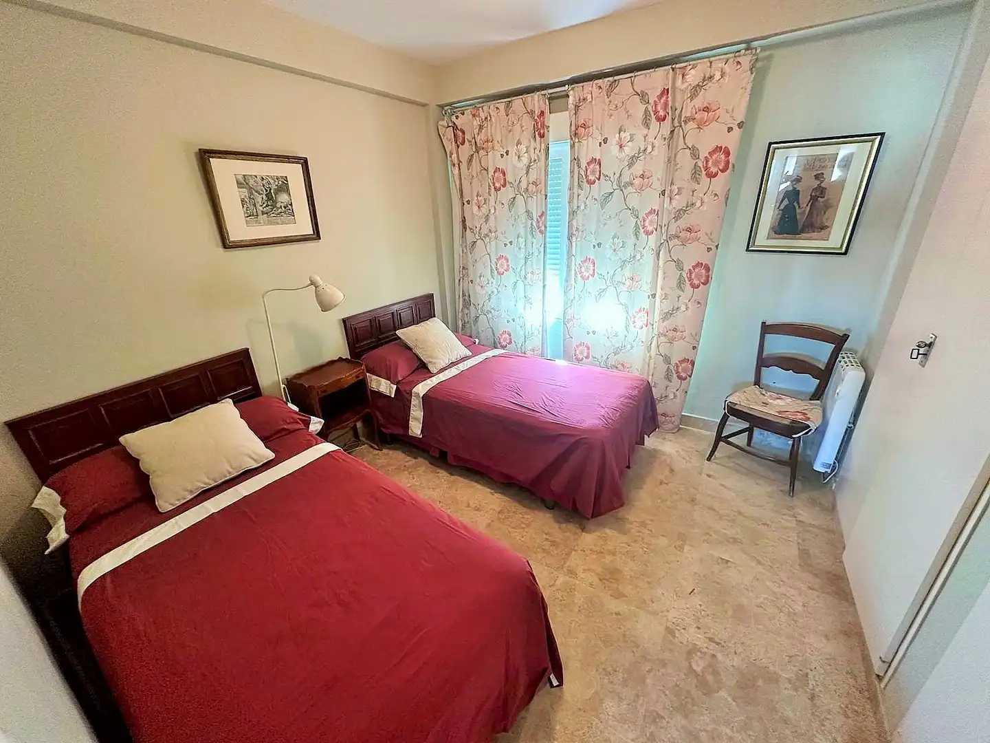 Dormitori de Apartament de lloguer en Valencia amb Calefacció, Jardí privat i Terrassa