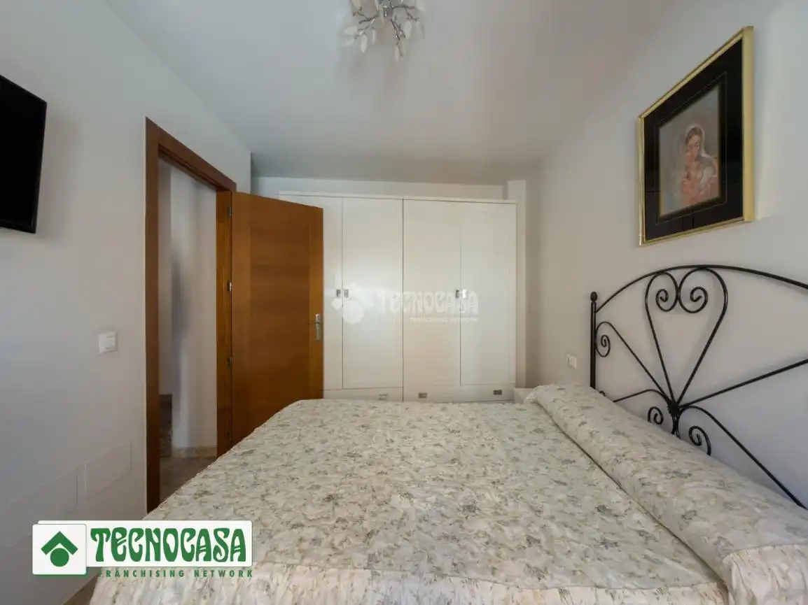Dormitori de Casa adosada en venda en Adra amb Terrassa