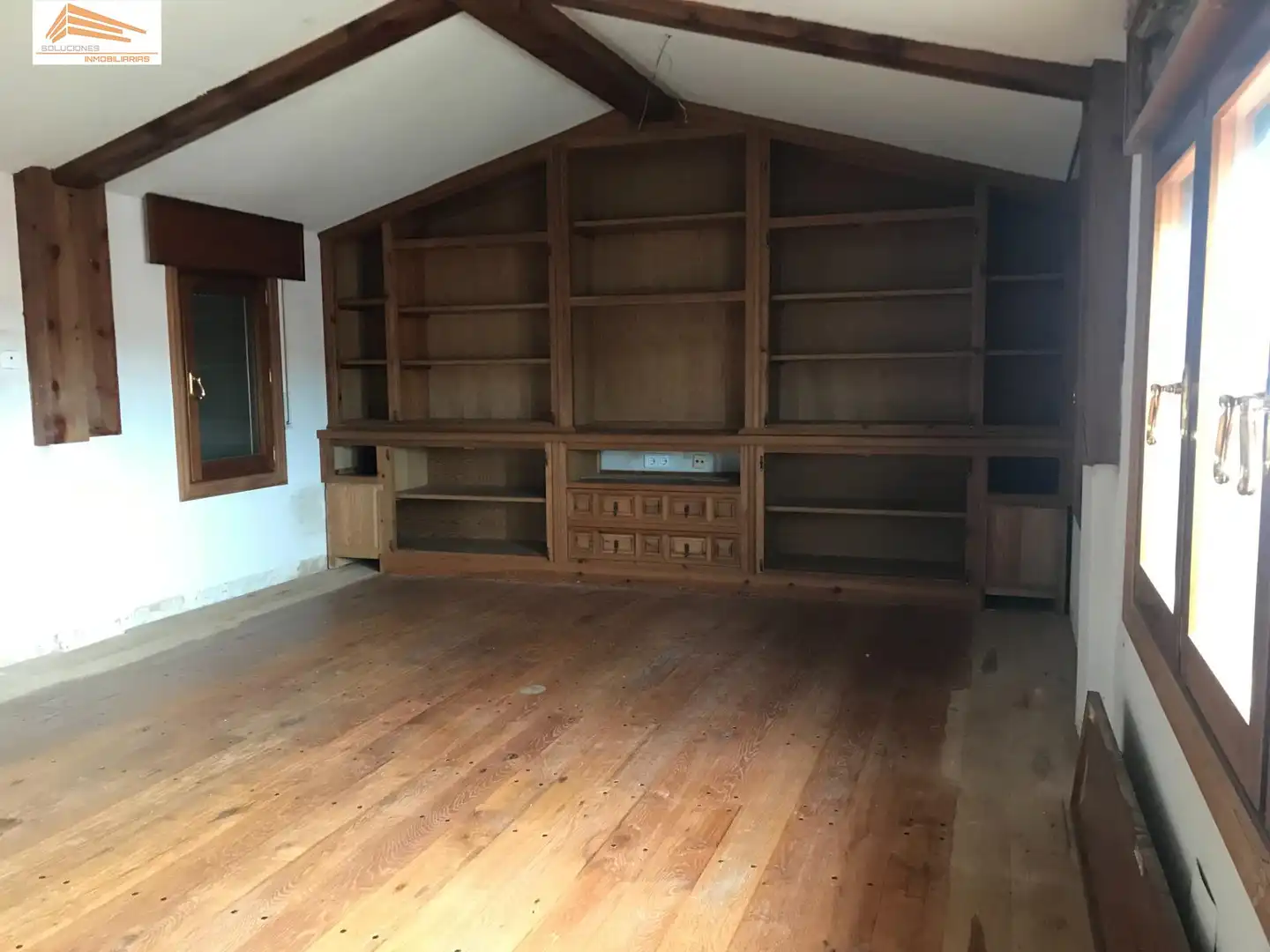 Living room of Detached homes for sale in Pesquera de Duero