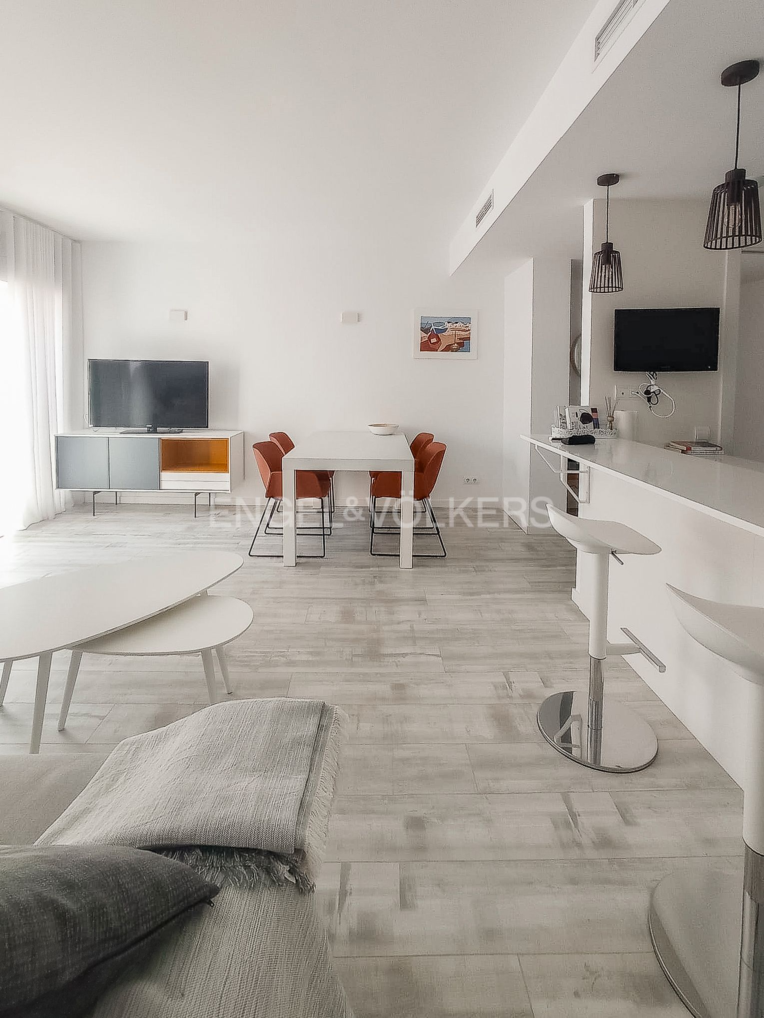 Sala d'estar de Apartament de lloguer en Sitges amb Aire condicionat, Calefacció i Piscina