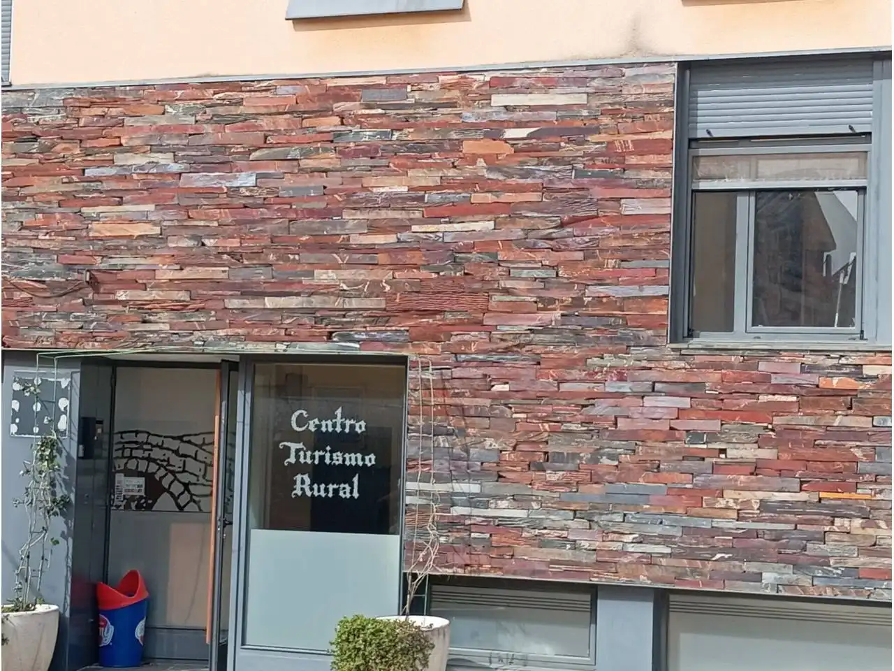 Vista exterior de Edificio en venta en Serradilla del Llano