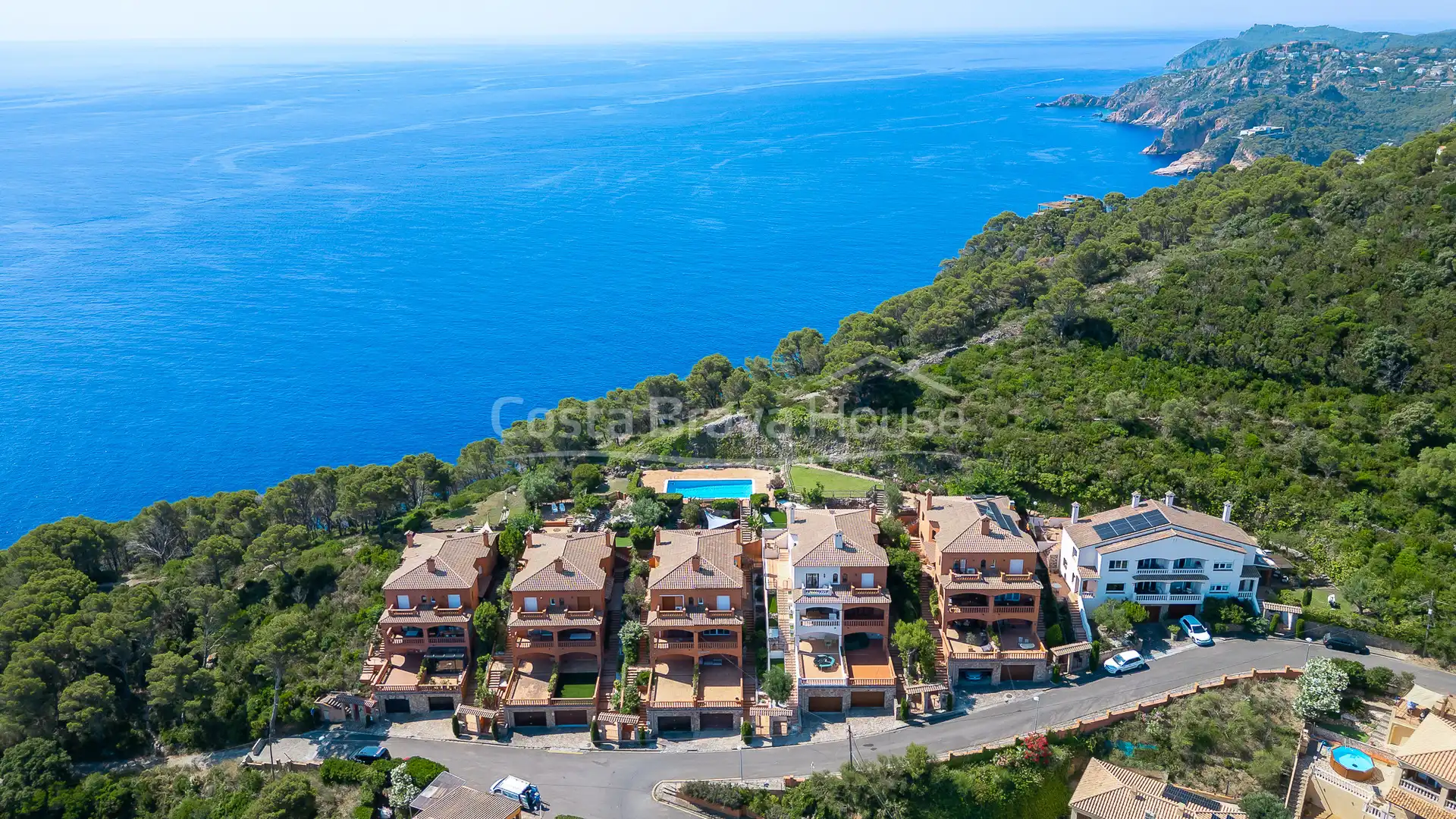 Vista exterior de Casa adosada en venda en Begur amb Aire condicionat, Calefacció i Jardí privat