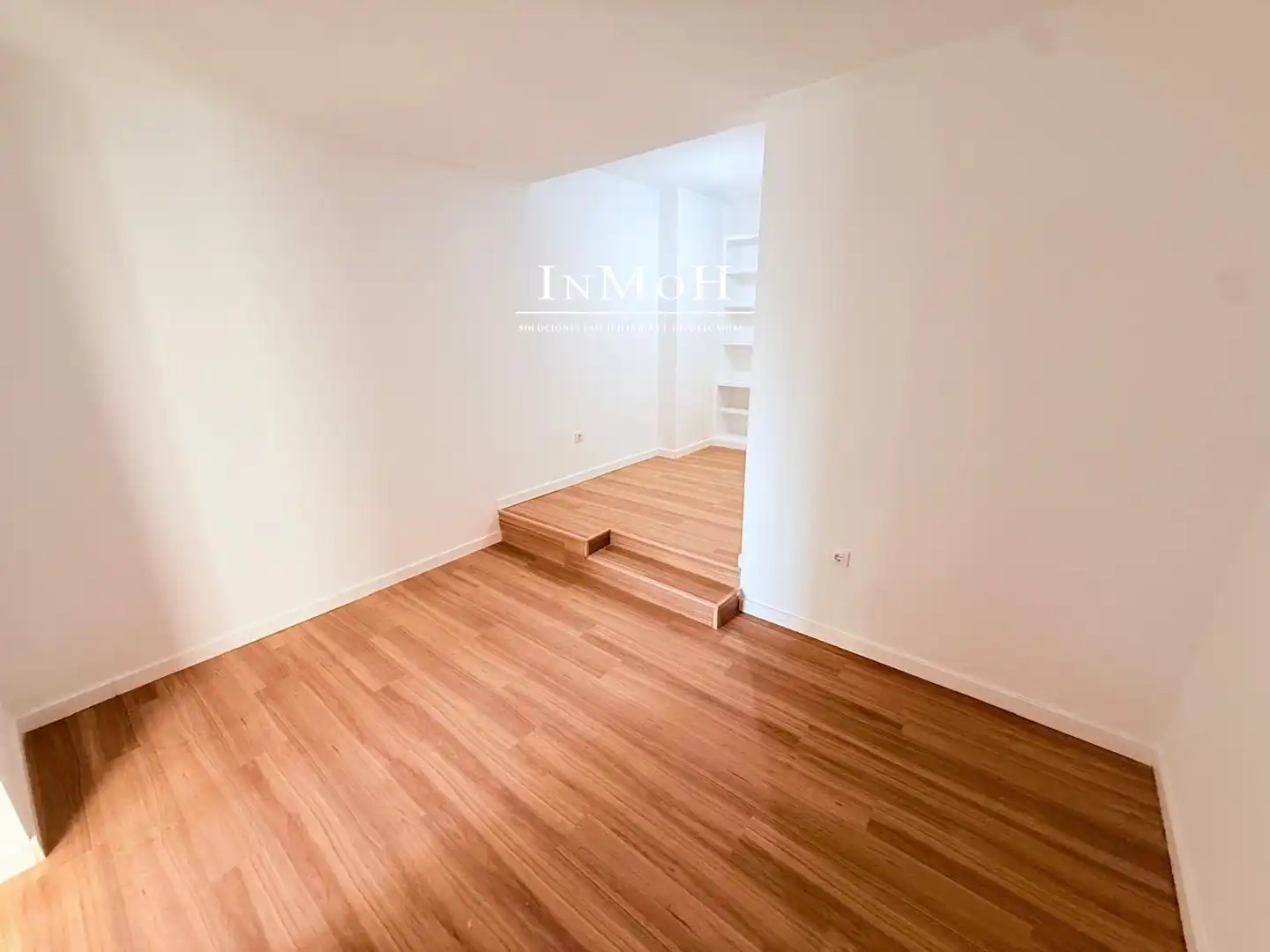Casa adosada en venta en San Fernando con Balcón y Alarma