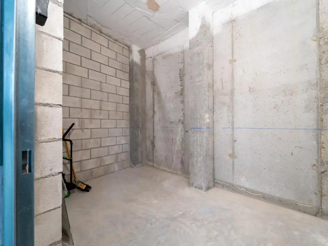 Wohnung zum Verkauf in Manilva mit Klimaanlage, Heizung und Privatgarten