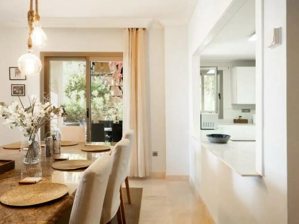 Vivienda con piscina en venta en Benahavís pueblo, imagen 11