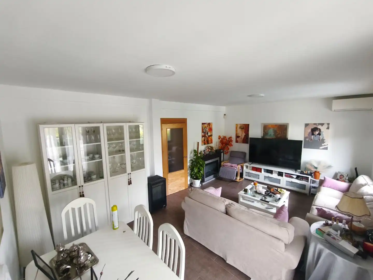 Sala de estar de Casa o chalet en venta en La Adrada  con Aire acondicionado, Terraza y Balcón