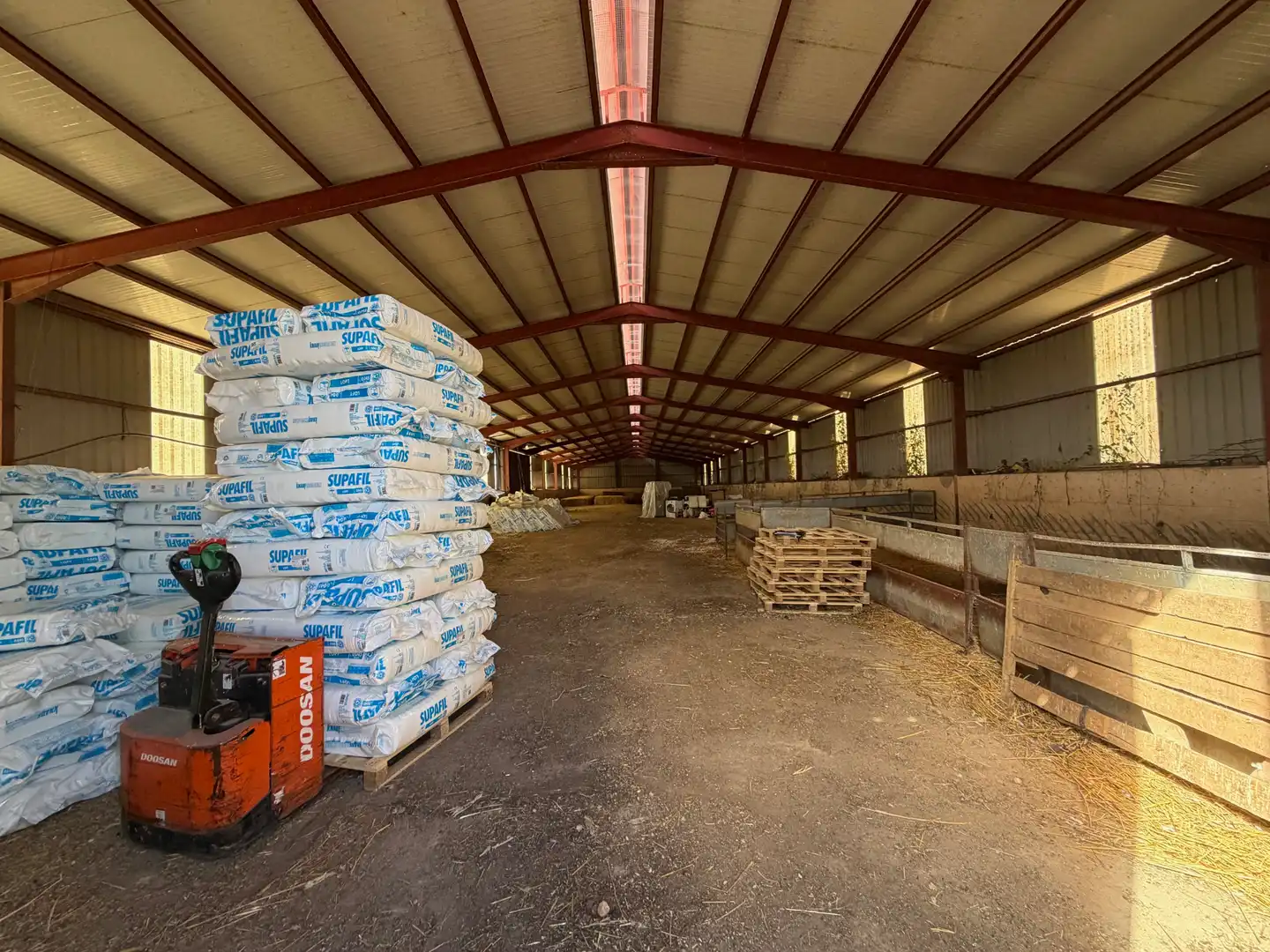 Nau industrial en venda en Sangarcía