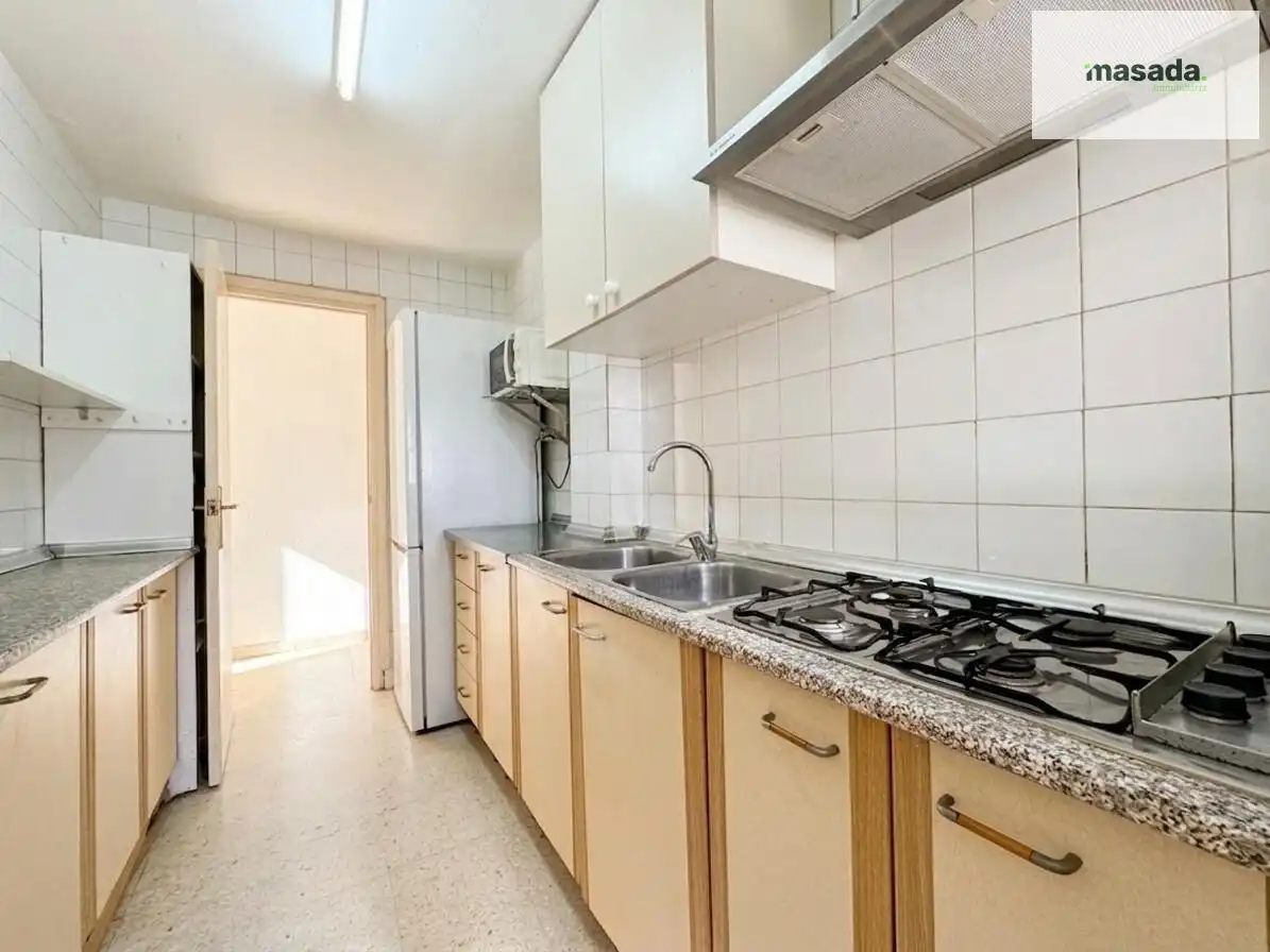 Kitchen of Flat for sale in Granada  with Air Conditioner, Storage room and Balcony