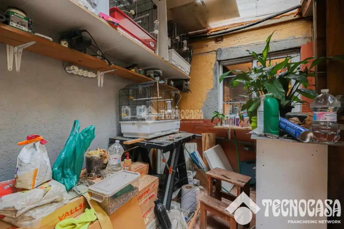 Casa aparellada amb terrassa en venda a Cerdanyola, imagen 29