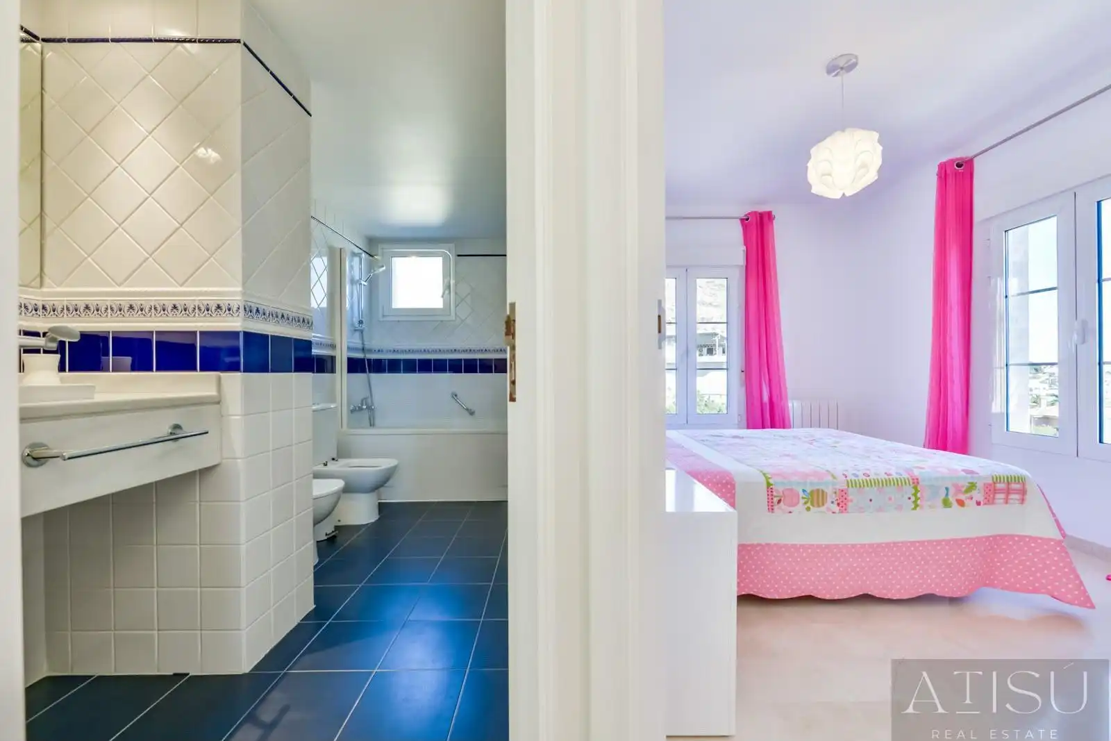 Villa con piscina in vendita a Golf Bahia, imagen 19