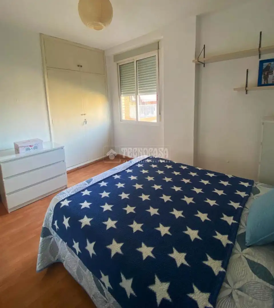 Habitación de Piso en venta en Alicante / Alacant con Piscina comunitaria