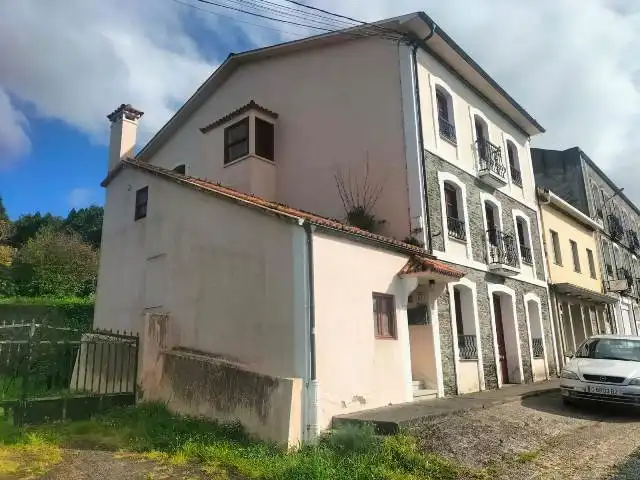 Vista exterior de Casa adosada en venta en Valdoviño con Jardín privado, Trastero y Amueblado