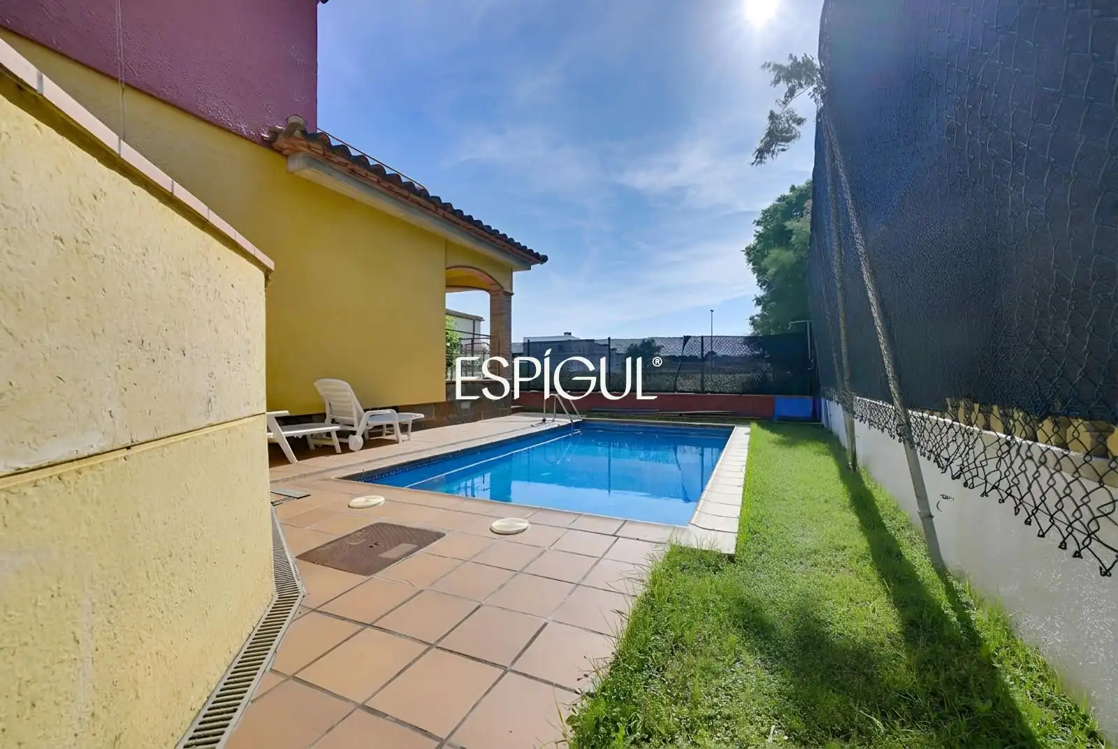 Piscina de Casa o chalet en venta en L'Escala con Calefacción, Piscina y Amueblado