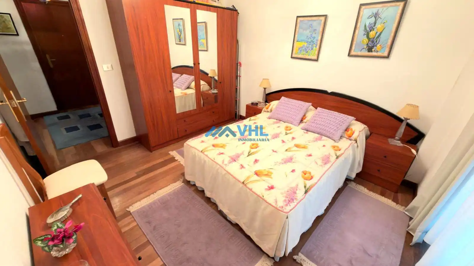 Bedroom of Apartments for sale in Castro-Urdiales  with Furnished