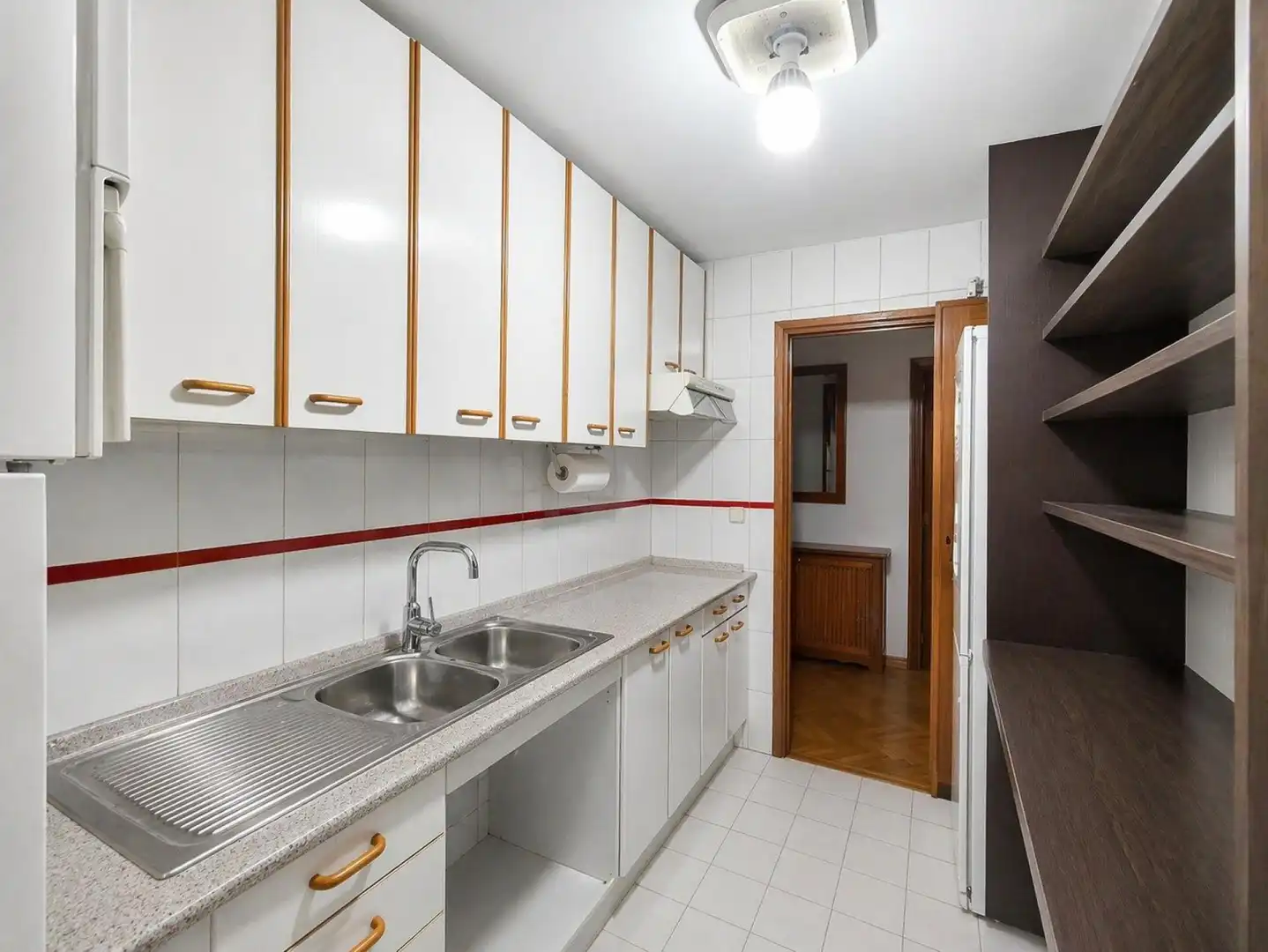 Cocina de Piso en venta en  Madrid Capital con Calefacción y Terraza