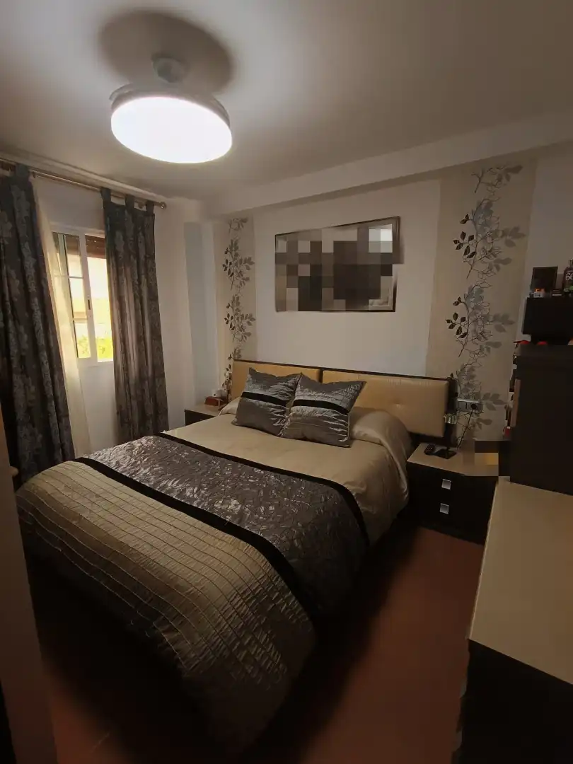 Bedroom of Flat for sale in Córdoba  with Air Conditioner and Oven