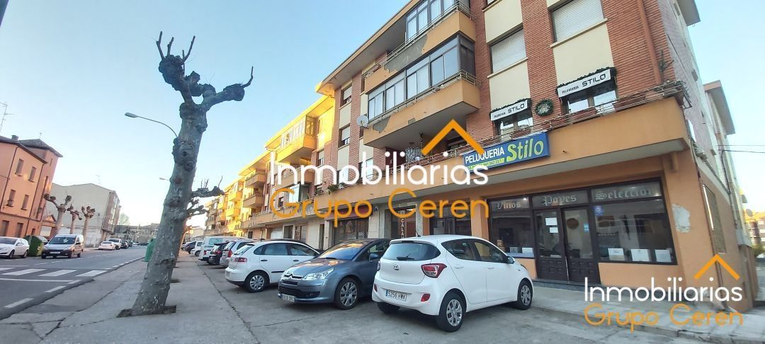 Local de alquiler en Avenida Calahorra, Santo Domingo de la Calzada