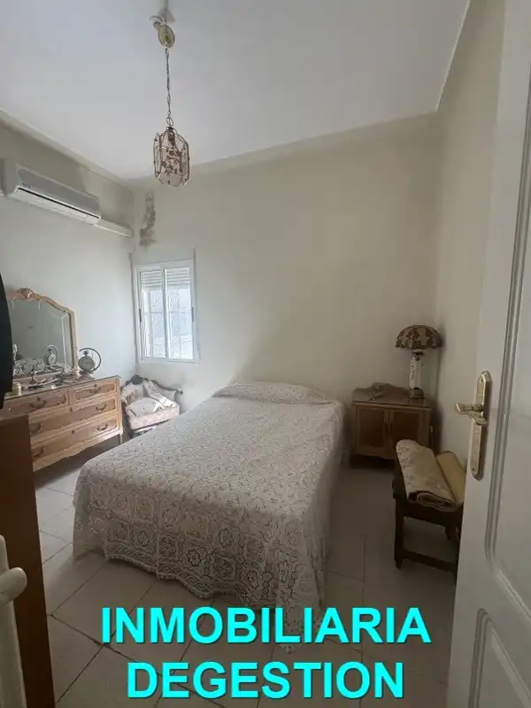 Habitación de Piso en venta en Linares con Aire acondicionado y Amueblado