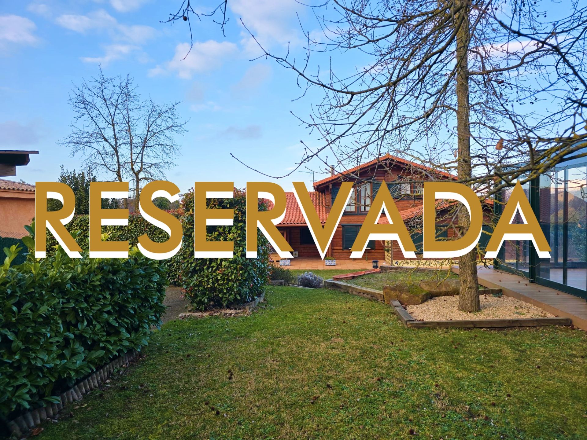 House or chalet for sale in Seva  with Air Conditioner, Heating and Private garden