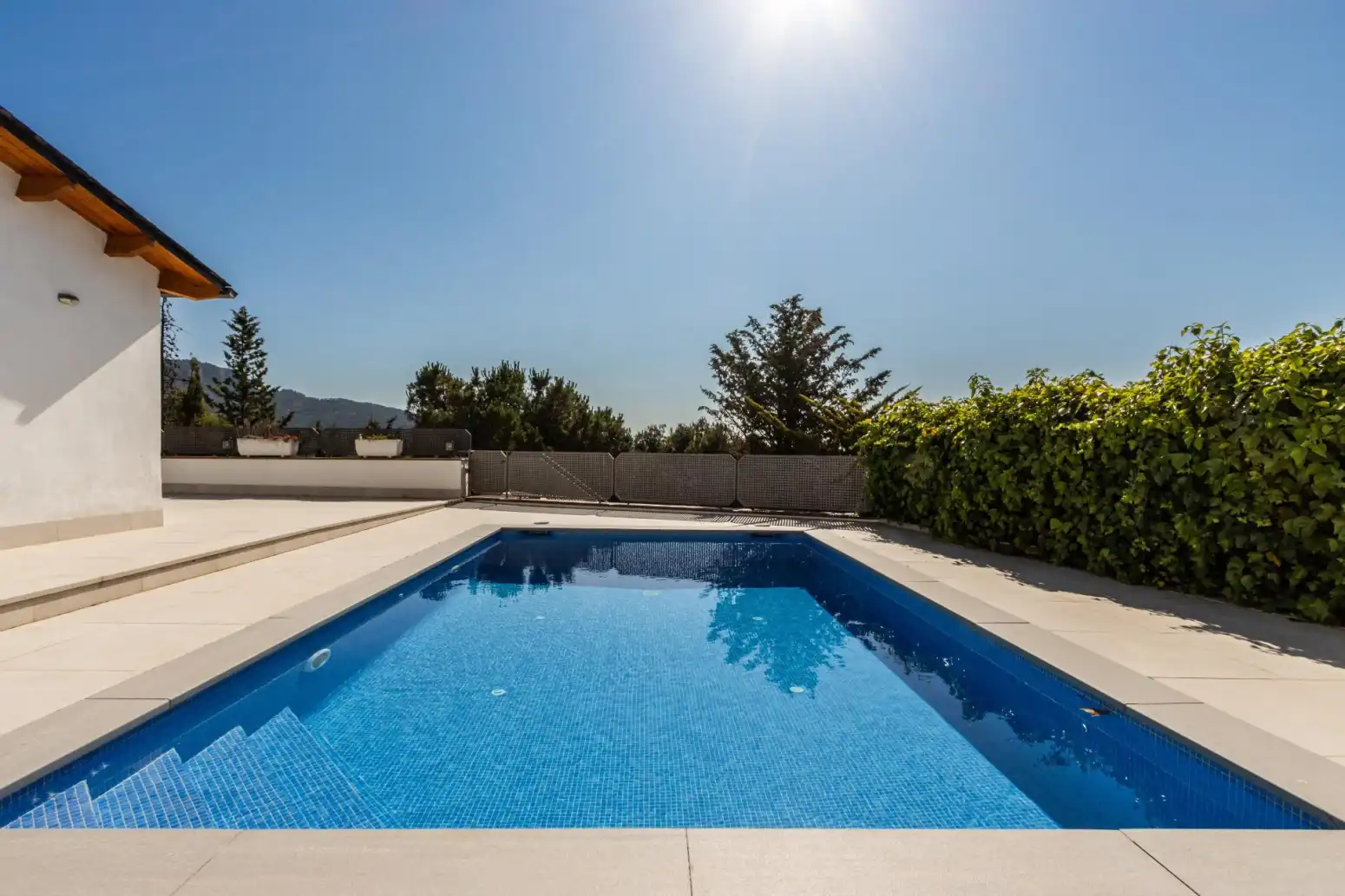 Piscina de Casa o xalet en venda en Matadepera amb Aire condicionat, Calefacció i Parquet
