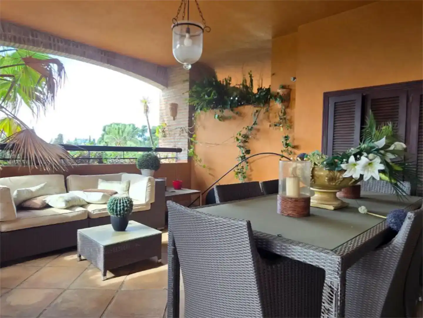 Terrassa de Apartament en venda en Marbella amb Aire condicionat i Piscina