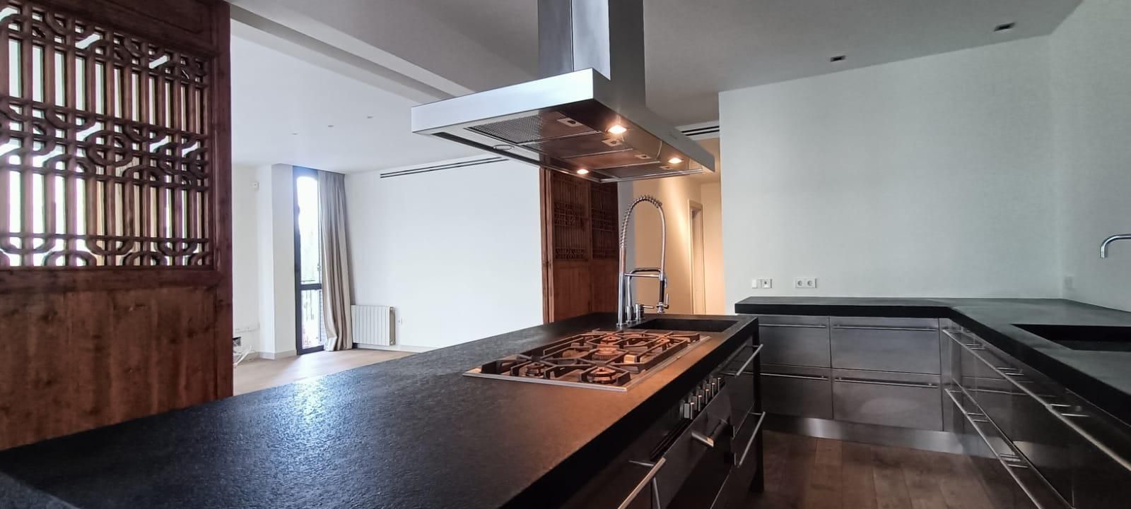 Kitchen of Flat for sale in Elche / Elx  with Air Conditioner, Heating and Balcony