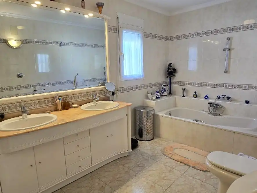 Chalet con piscina en venta en Calle Menut 1, imagen 16